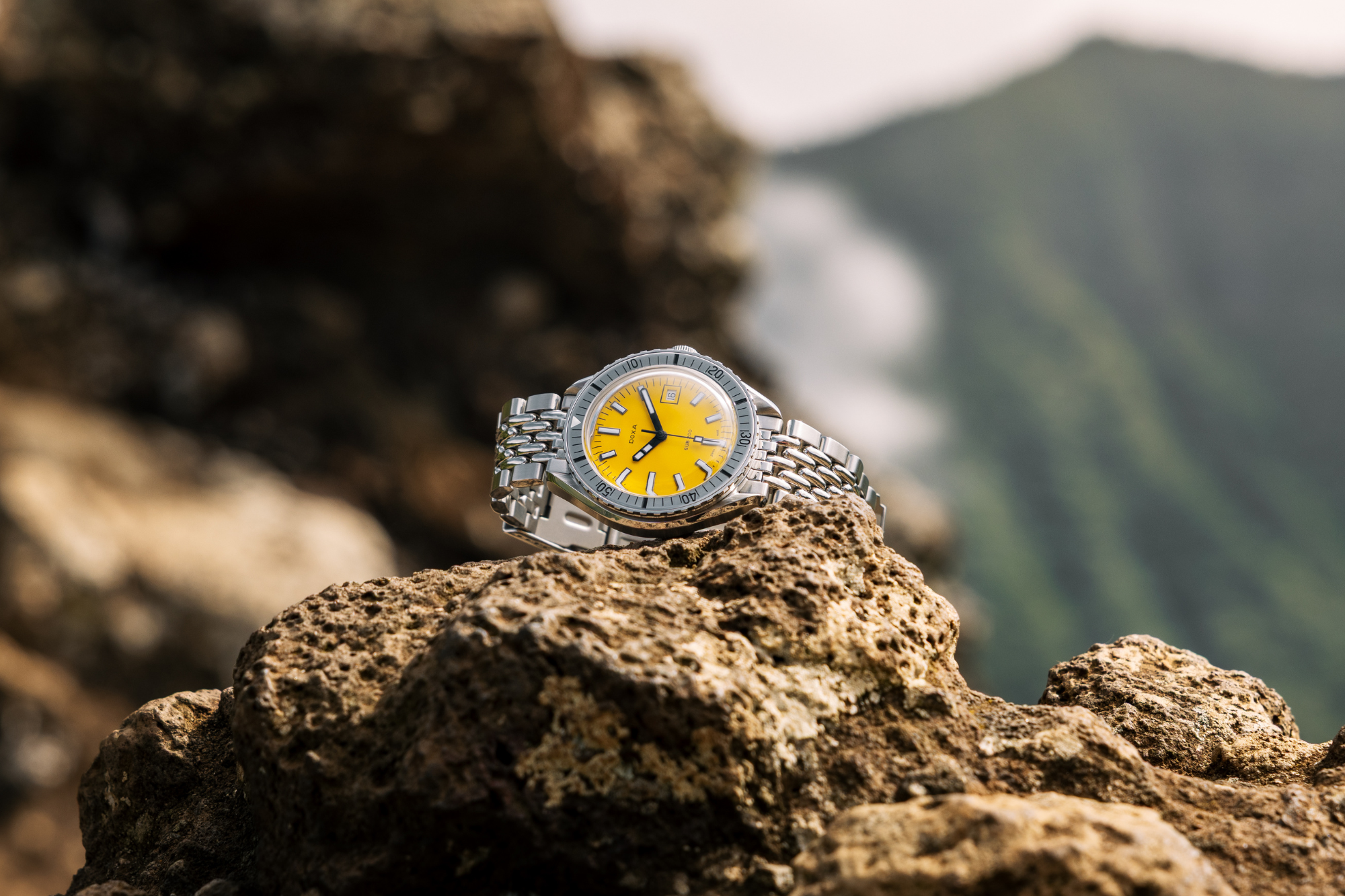 HODINKEE